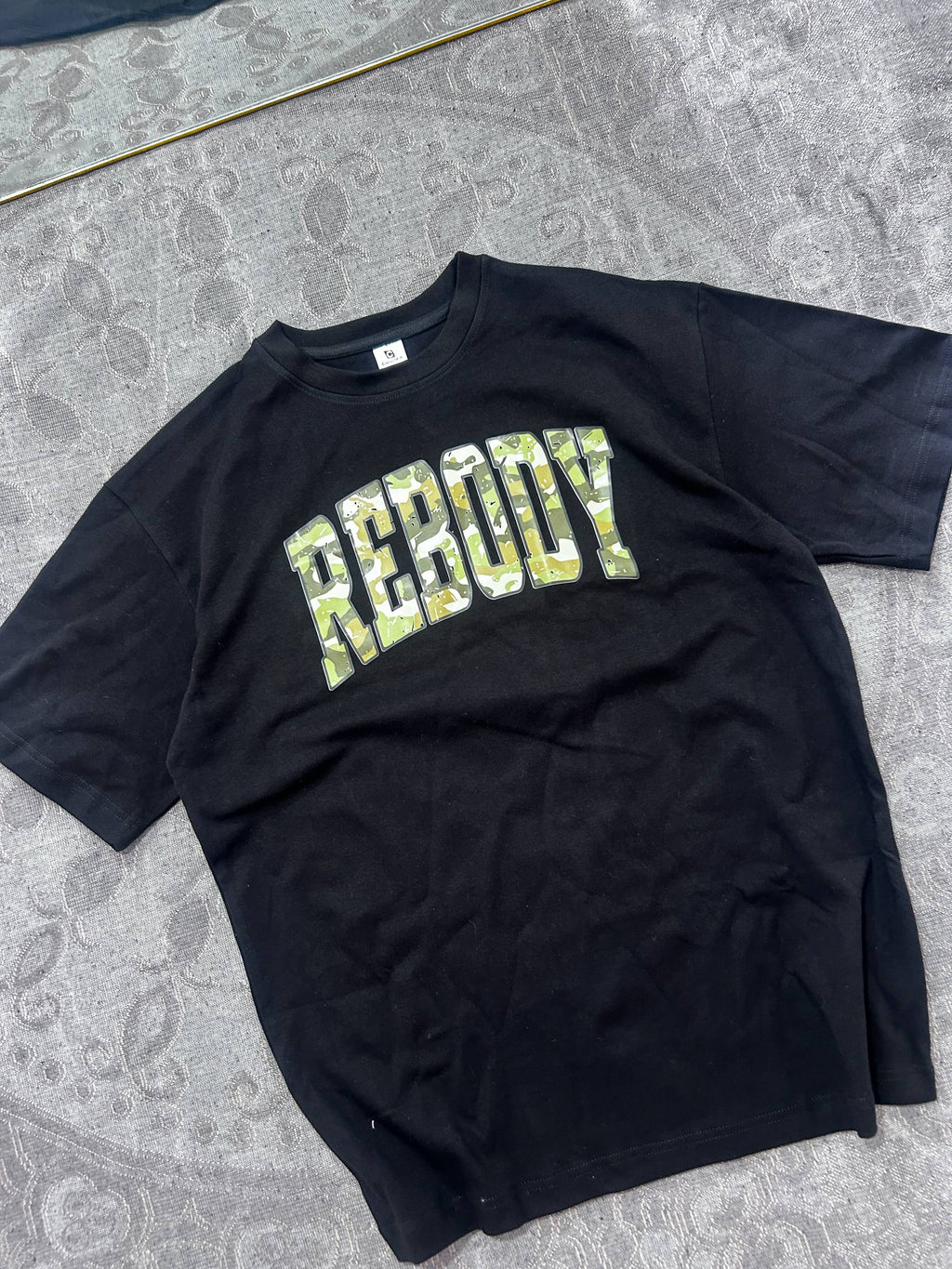 T-shirt rebody ovre sise